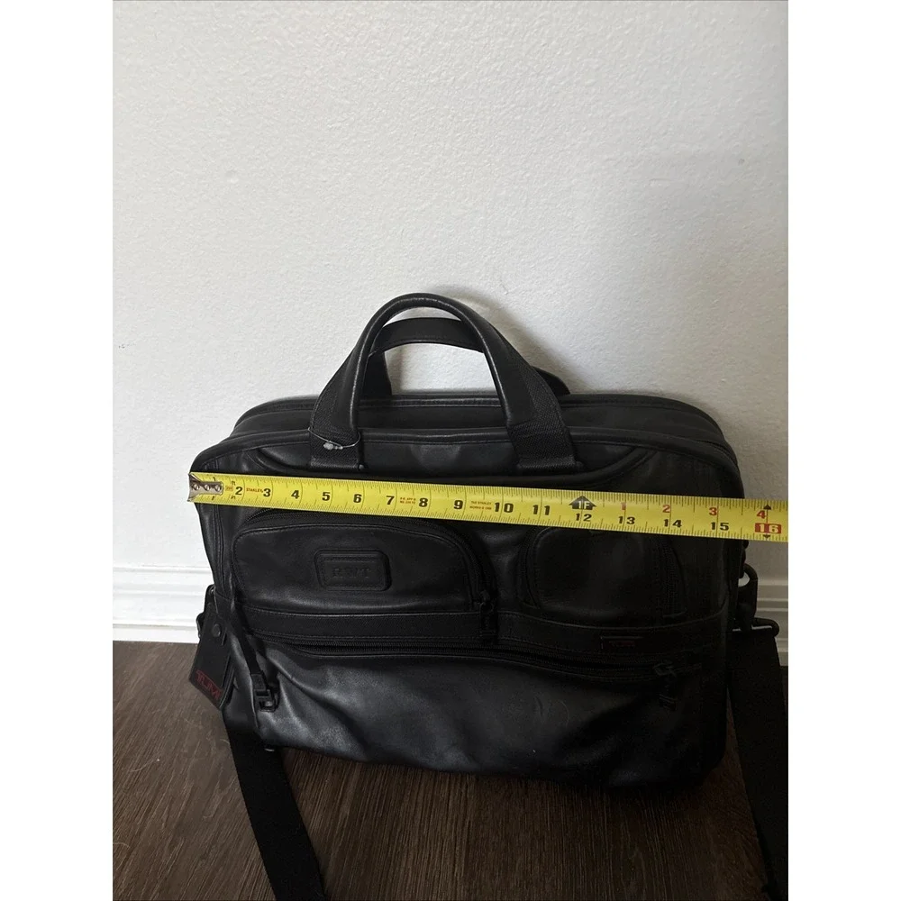 Tumi Alpha 1 T-Pass Leather Laptop Briefcase Style 96516 MINT Travel Work